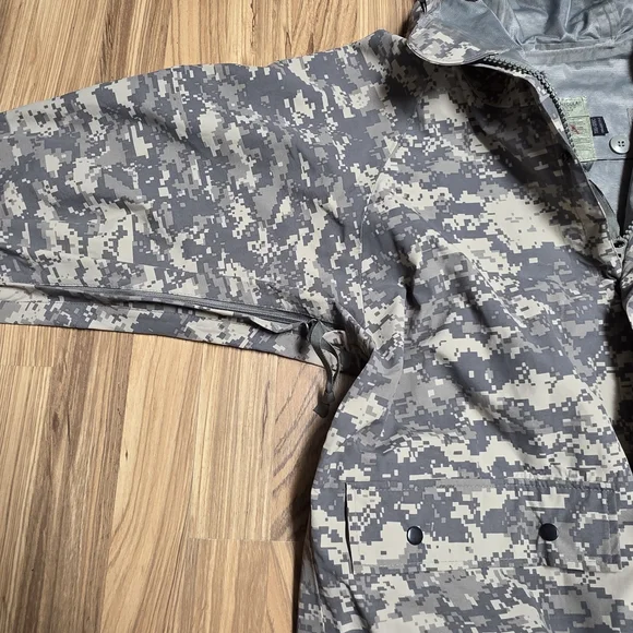 Tru‎ Spec ACU Digital Camo Jacket Men's Size Medium H2O ECWCS Parka Regular - Picture 4 of 6